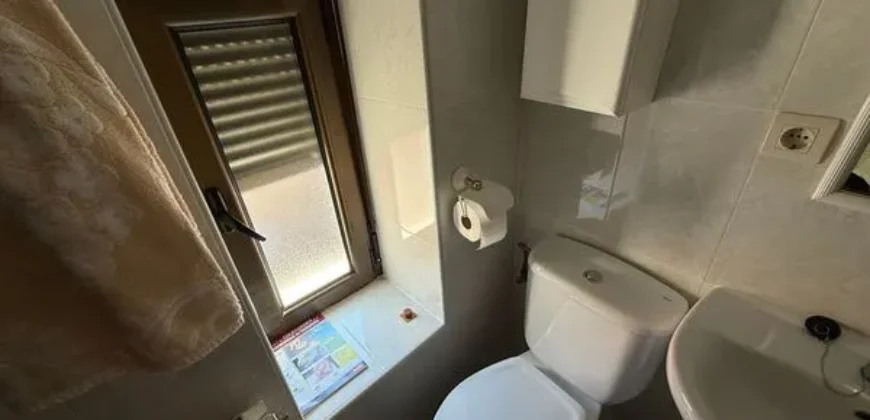 Casa de pueblo en Palenzuela con patio y reformada