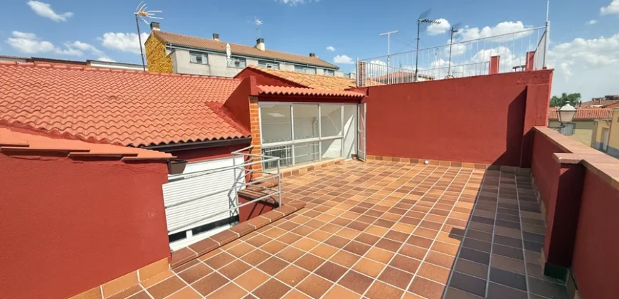 Chalet de dos habitaciones con terraza en El Cristo – Palencia