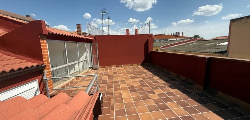 Chalet de dos habitaciones con terraza en El Cristo – Palencia