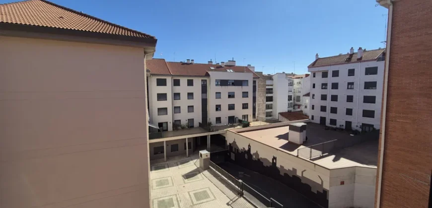 Piso en Palencia en Calle Villacasares
