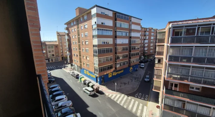 Piso en Palencia en Calle Villacasares