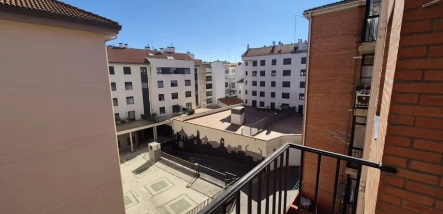 Piso en Palencia en Calle Villacasares