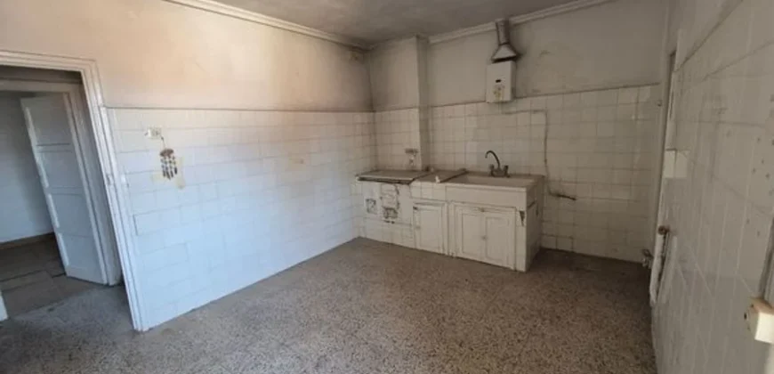 Venta de Piso de 3 habitaciones para reformar