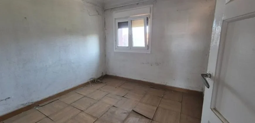 Venta de Piso de 3 habitaciones para reformar