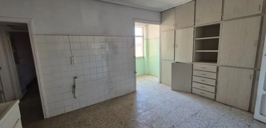 Venta de Piso de 3 habitaciones para reformar