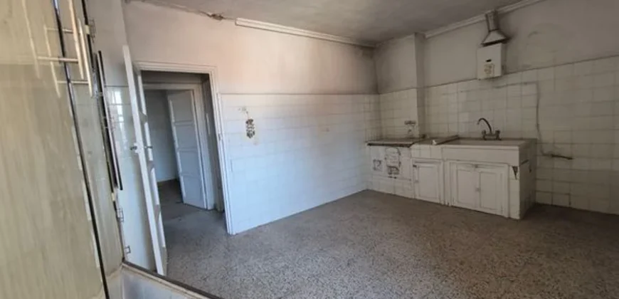 Venta de Piso de 3 habitaciones para reformar