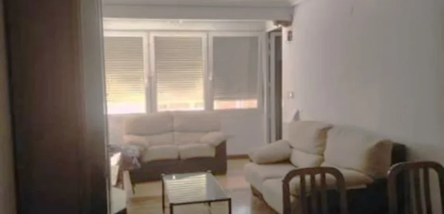 Piso en el centro de Palencia con 3 habitaciones con trastero