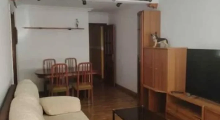 Piso en el centro de Palencia con 3 habitaciones con trastero