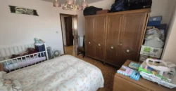 Piso céntrico de 4 habitaciones y dos baños