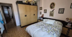 Piso céntrico de 4 habitaciones y dos baños