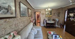 Piso céntrico de 4 habitaciones y dos baños