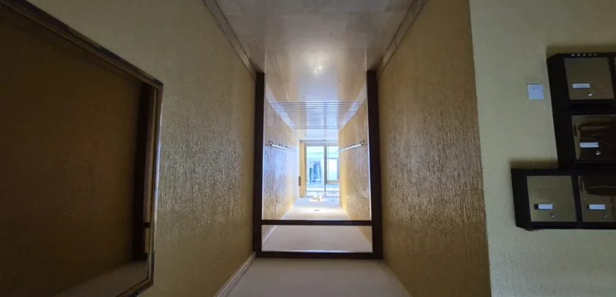 Piso céntrico de 4 habitaciones y dos baños