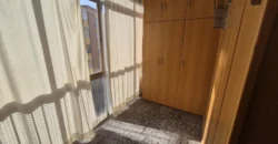 Piso de tres habitaciones con trastero.