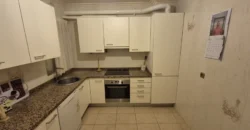 Piso de tres habitaciones con trastero.