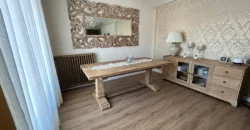 Piso de diseño con tres habitaciones y dos baños Piso de diseño con tres habitaciones y dos baños