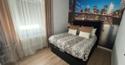 Piso de diseño con tres habitaciones y dos baños Piso de diseño con tres habitaciones y dos baños