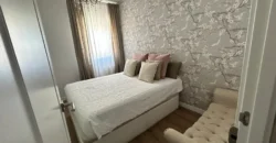 Piso de diseño con tres habitaciones y dos baños Piso de diseño con tres habitaciones y dos baños