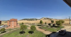 piso para entrar a vivir de dos habitaciones y dos baños