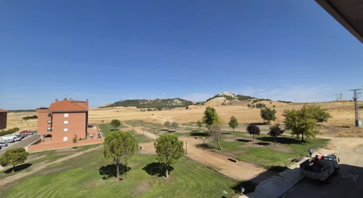 piso para entrar a vivir de dos habitaciones y dos baños