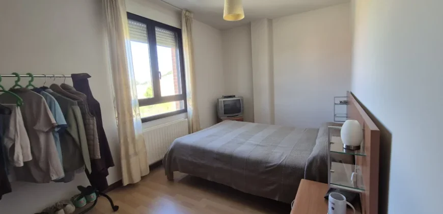 piso para entrar a vivir de dos habitaciones y dos baños