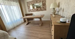 Piso de diseño con tres habitaciones y dos baños Piso de diseño con tres habitaciones y dos baños