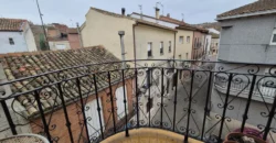 Chalet adosado de dos plantas