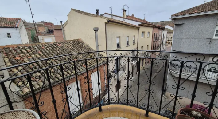 Chalet adosado de dos plantas