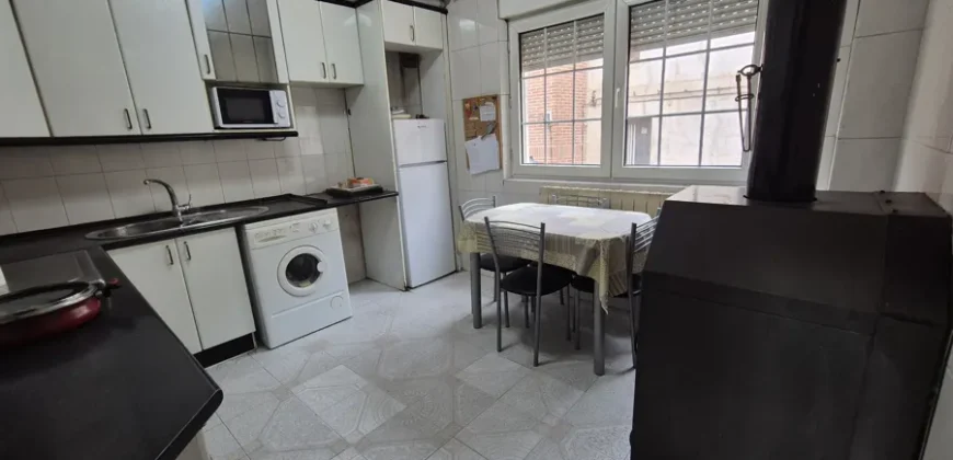 Chalet adosado de dos plantas