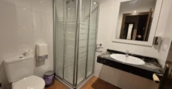 Hotel y restaurante en funcionamiento adaptable a casa particular.