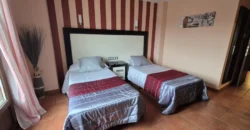 Hotel y restaurante en funcionamiento adaptable a casa particular.