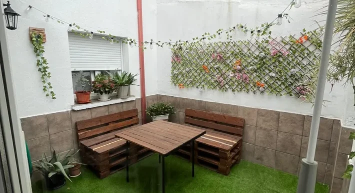 Chalet pareado en plena ciudad