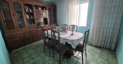 Chalet pareado de dos plantas con patio