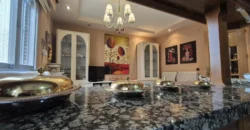 Piso céntrico de dos habitaciones con garaje