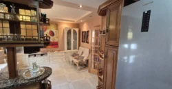 Piso céntrico de dos habitaciones con garaje