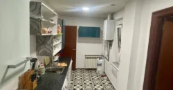 Piso céntrico de tres habitaciones y dos baños