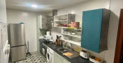 Piso céntrico de tres habitaciones y dos baños