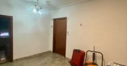 Piso céntrico de tres habitaciones y dos baños