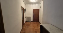 Piso de cinco habitaciones y dos baños para reformar