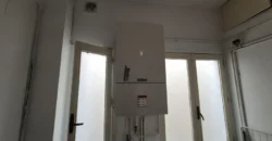 Piso de cinco habitaciones y dos baños para reformar