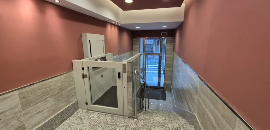 Piso de cinco habitaciones y dos baños para reformar