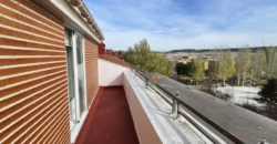 Dúplex de cuatro habitaciones con garaje y trastero