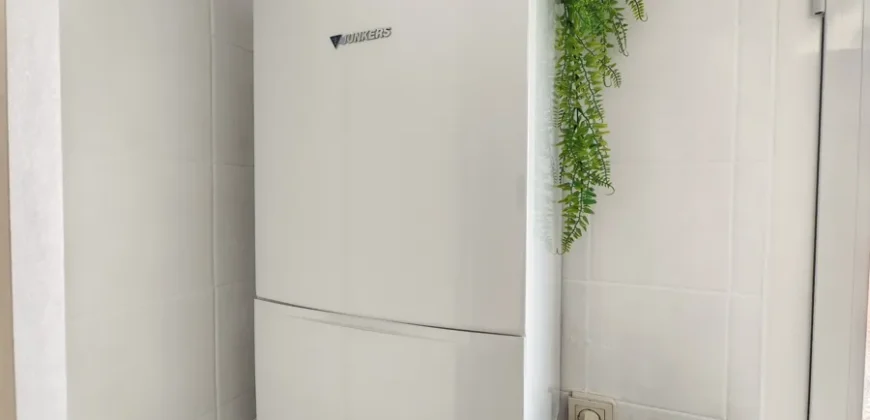 Dúplex de cuatro habitaciones con garaje y trastero