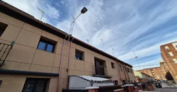 Chalet pareado en plena ciudad Chalet pareado en plena ciudad