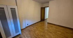 Piso céntrico de tres habitaciones y dos baños con garaje Piso céntrico de tres habitaciones y dos baños con garaje