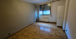 Piso céntrico de tres habitaciones y dos baños con garaje Piso céntrico de tres habitaciones y dos baños con garaje