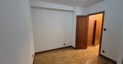 Piso céntrico de tres habitaciones y dos baños con garaje Piso céntrico de tres habitaciones y dos baños con garaje