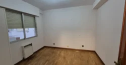 Piso céntrico de tres habitaciones y dos baños con garaje Piso céntrico de tres habitaciones y dos baños con garaje