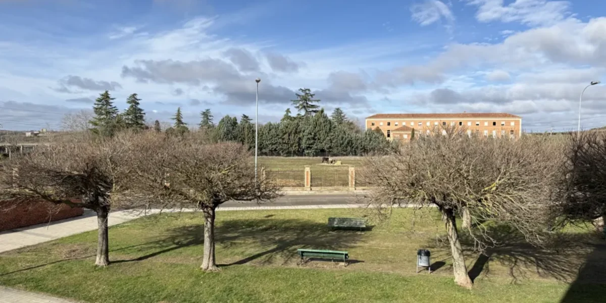 Piso de tres habitaciones con garaje