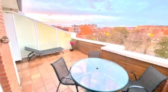 Ático de dos habitaciones con garaje Ático de dos habitaciones con garaje