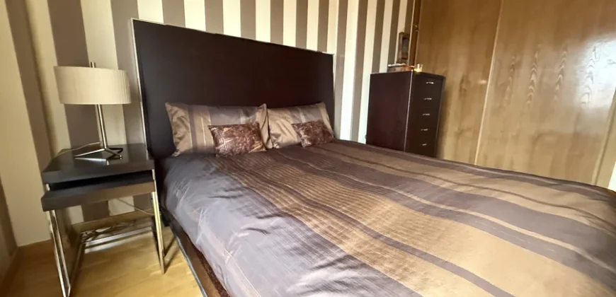 Ático de dos habitaciones con garaje